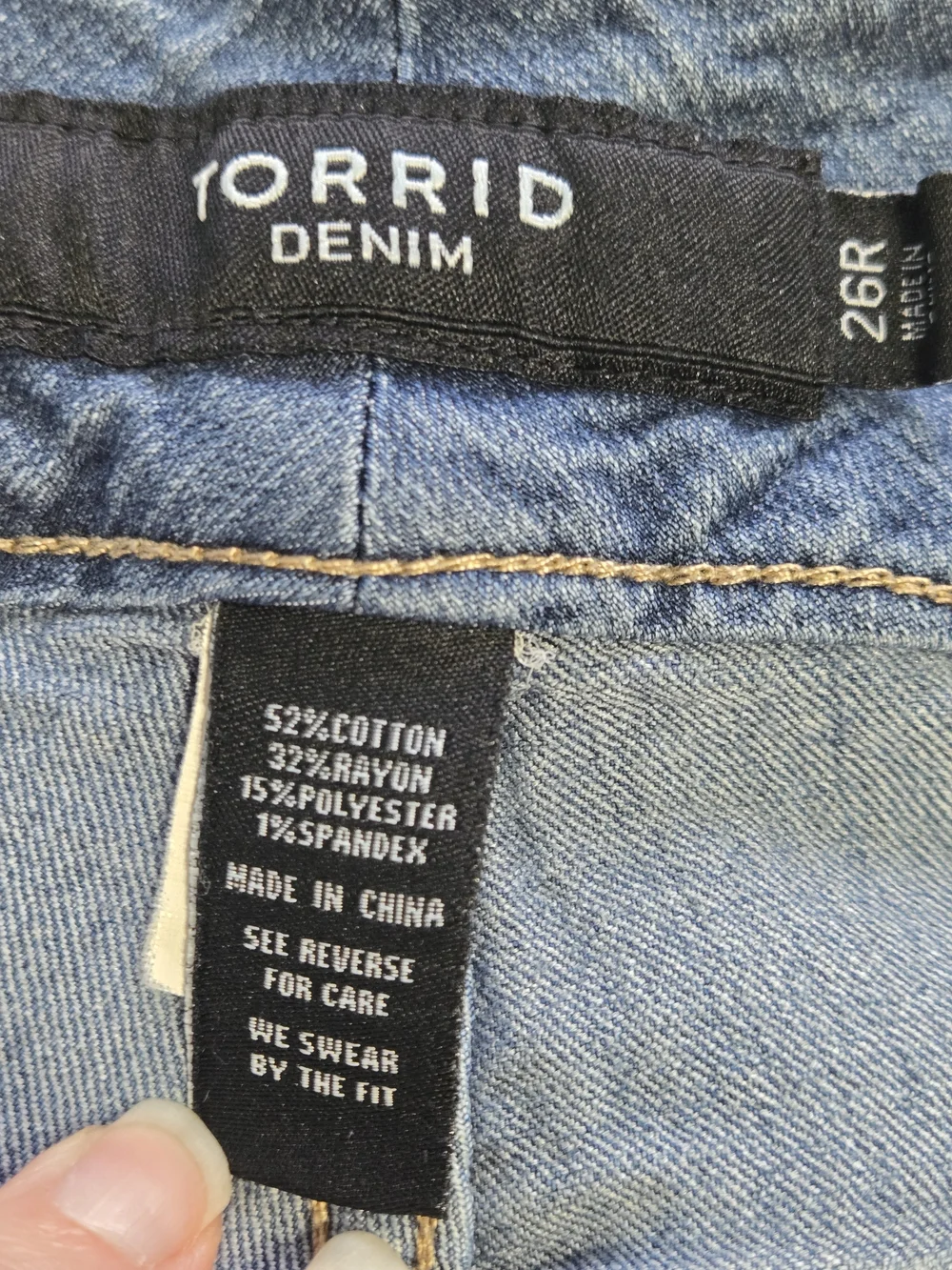 Torrid Denim Jeans 26R Plus Size High Rise Button Fly Stretch Medium Wash Skinny - Picture 4 of 4
